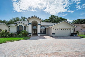 Front Exterior5