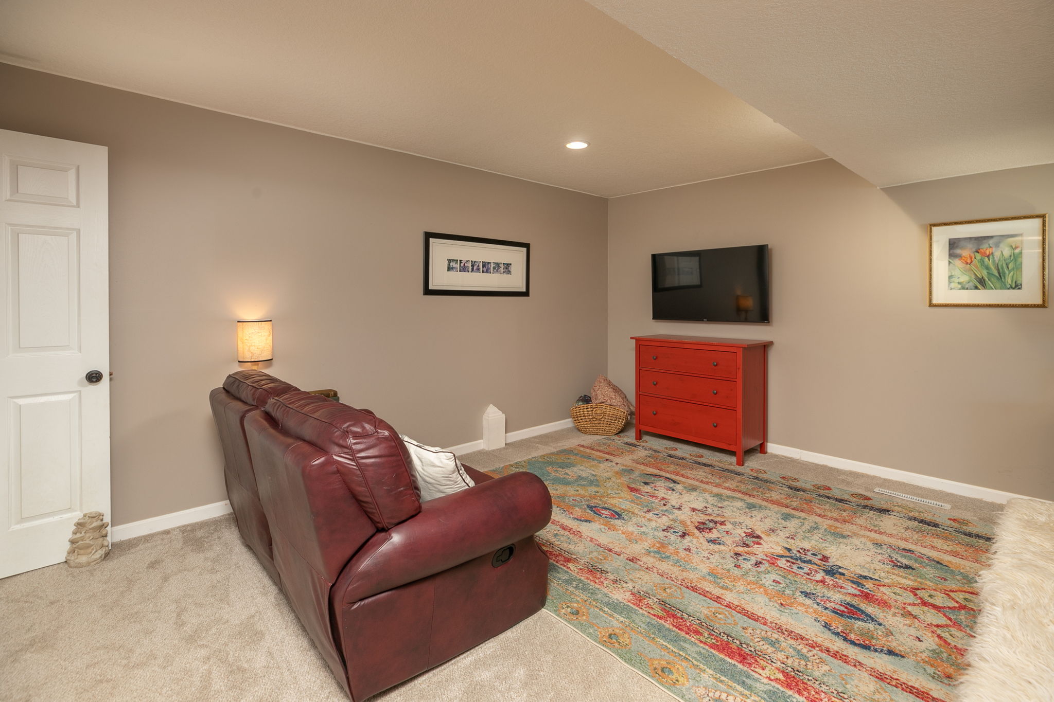 30-Family Room