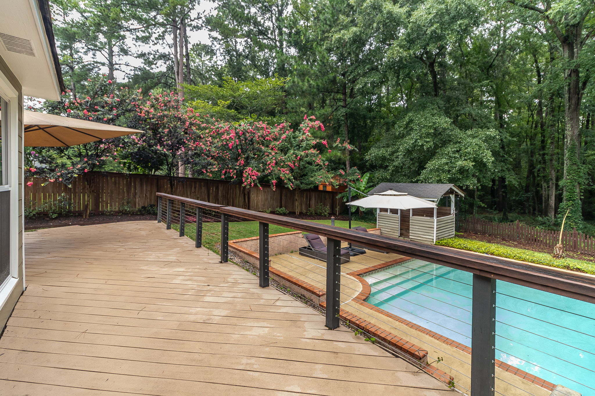 Back Deck/Pool