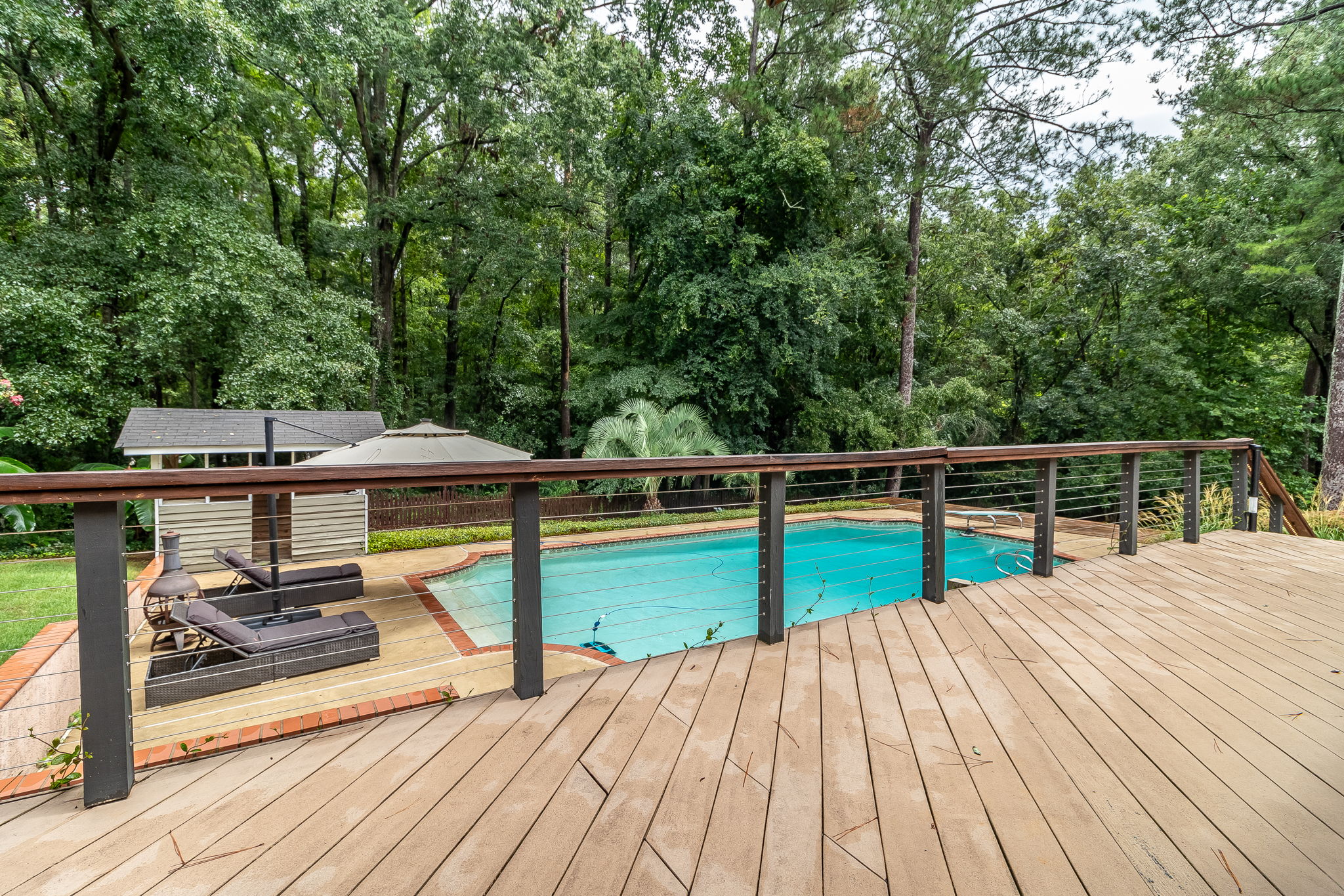 Back Deck/Pool