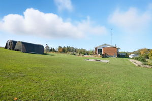  Photo 41