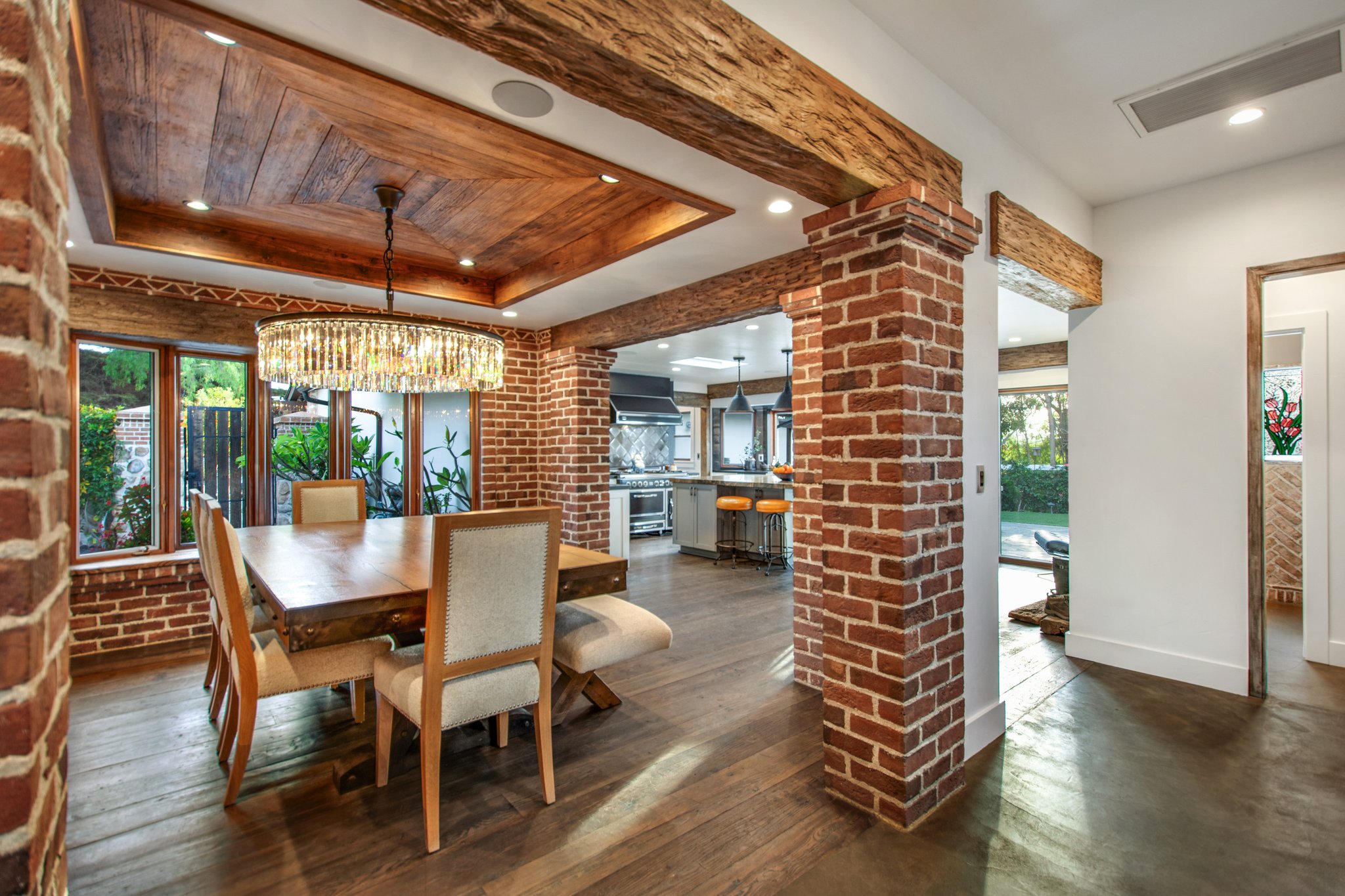 Entry into Dining Room and Kitchen