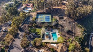 HOA has tennis, pool/spa, basketball, pickleball