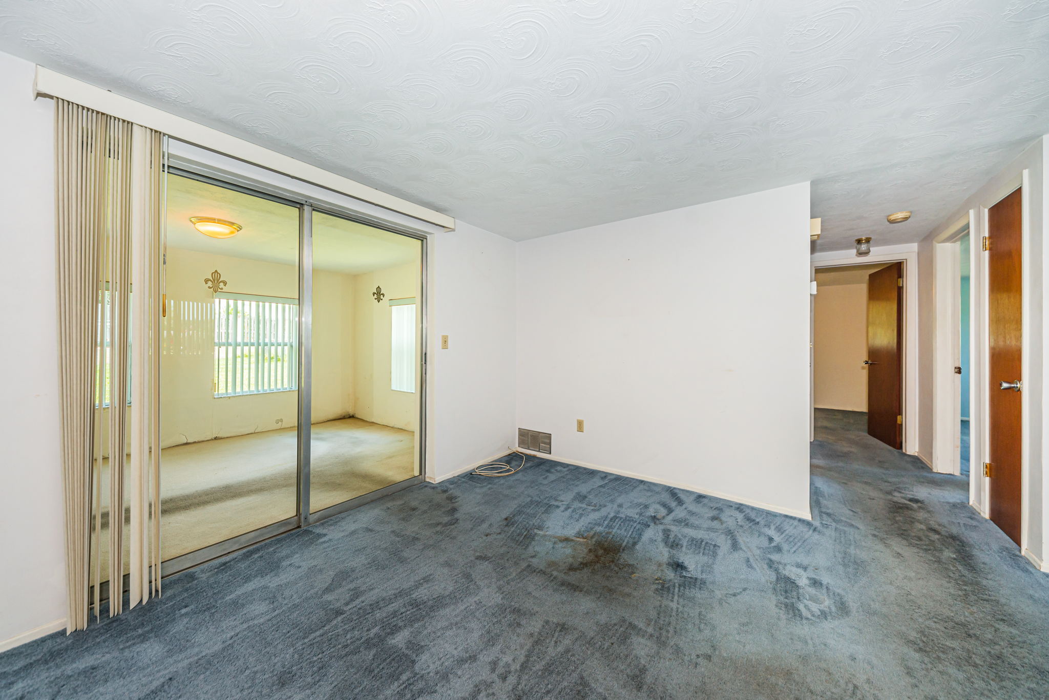 Dining Room1-4
