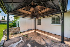 Patio1-2