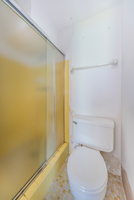 Bathroom2-4