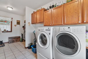  Photo 49