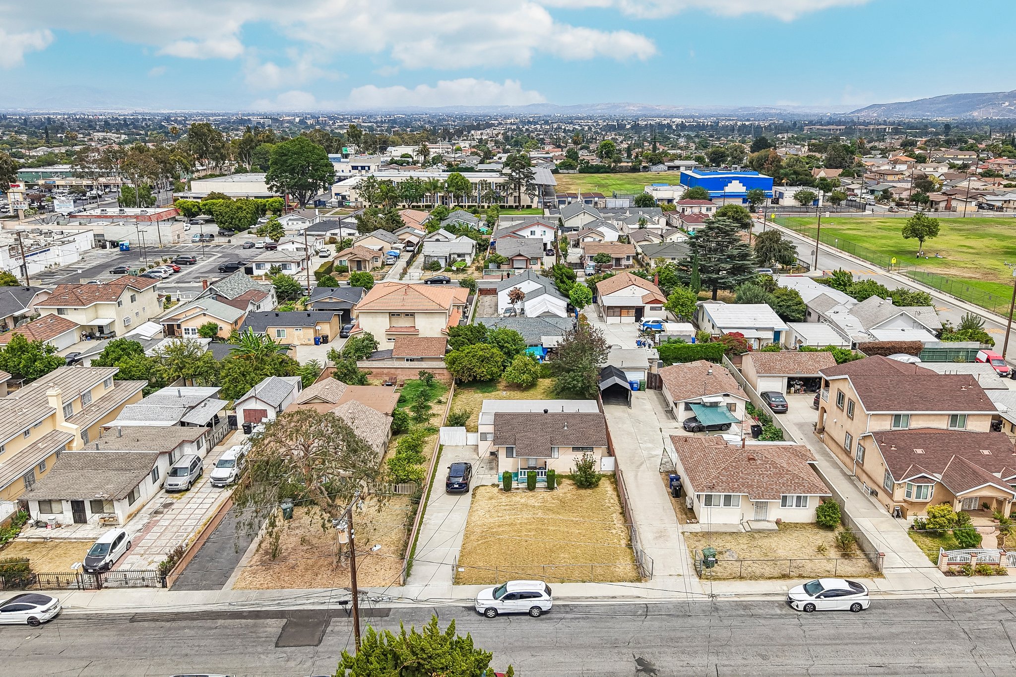 Lindy Ave-S3006-014.jpg