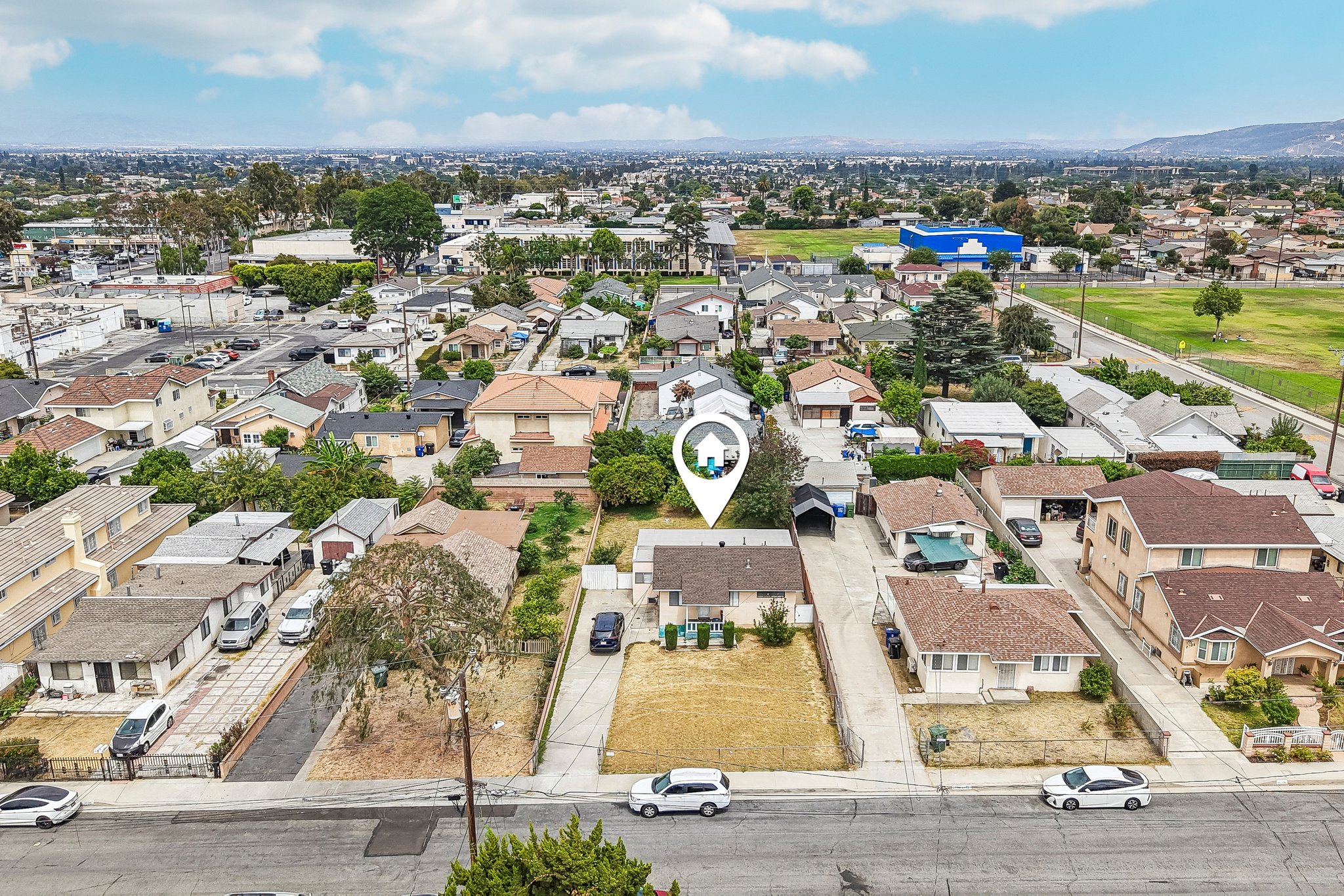 Lindy Ave-S3006-015.jpg
