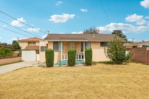 Lindy Ave-S3006-001.jpg