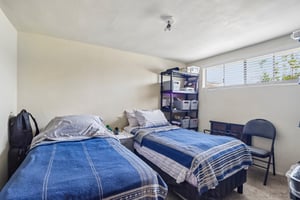 Lindy Ave-S3006-007.jpg