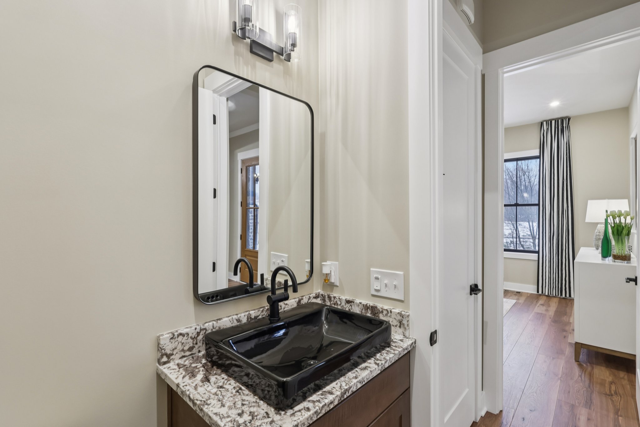 Prairie Ln-S0701-062.jpg