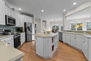 2716 Stratford Hall Dr, Raleigh, NC 27614, USA Photo 60