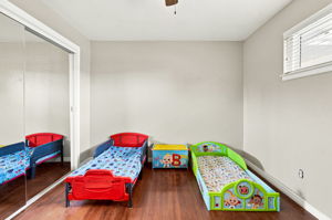  Photo 36