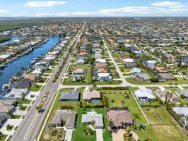 SW 54th St-2405-051.jpg