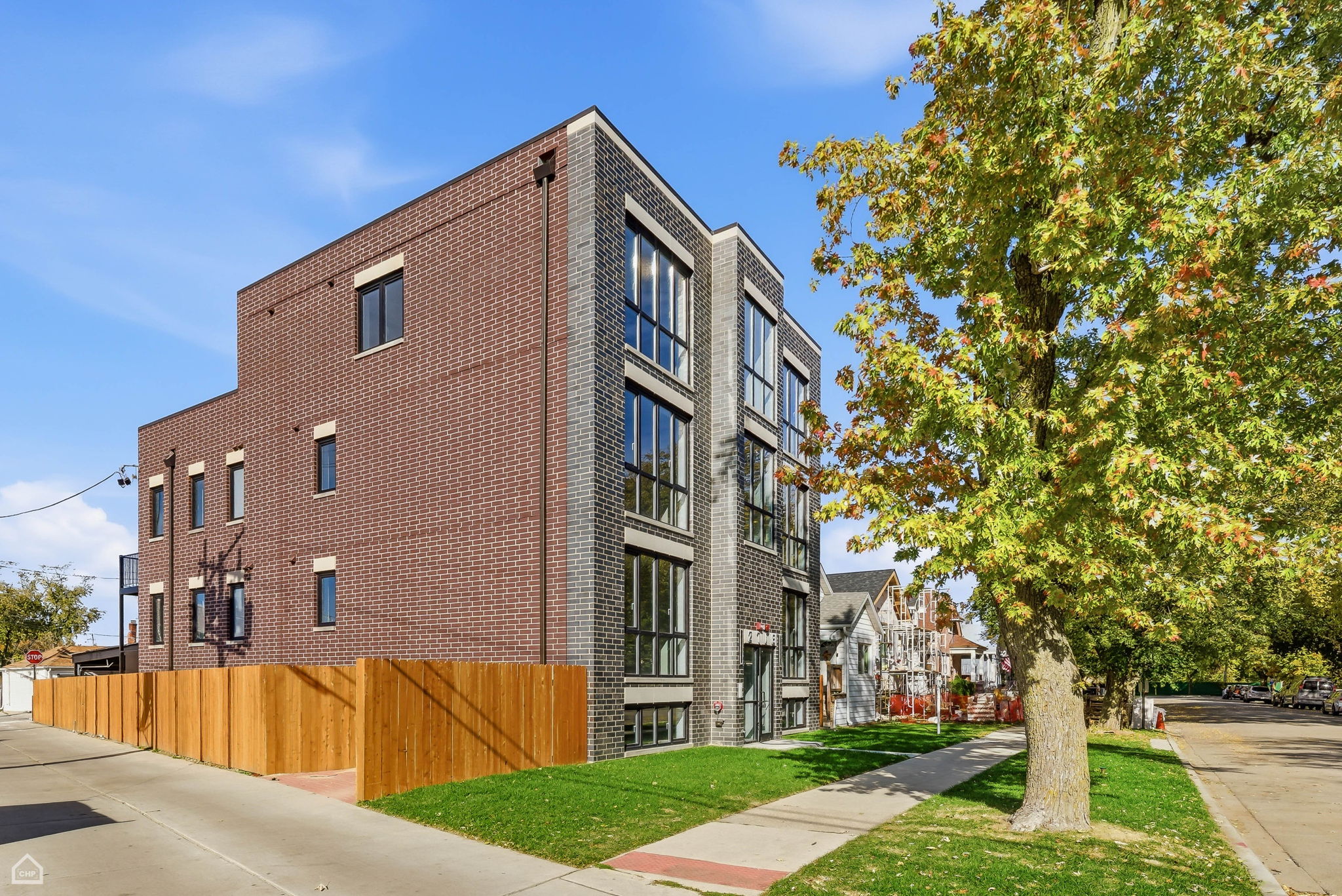 2718 Budd St 1 - Karen Biazar_CHP2025_002