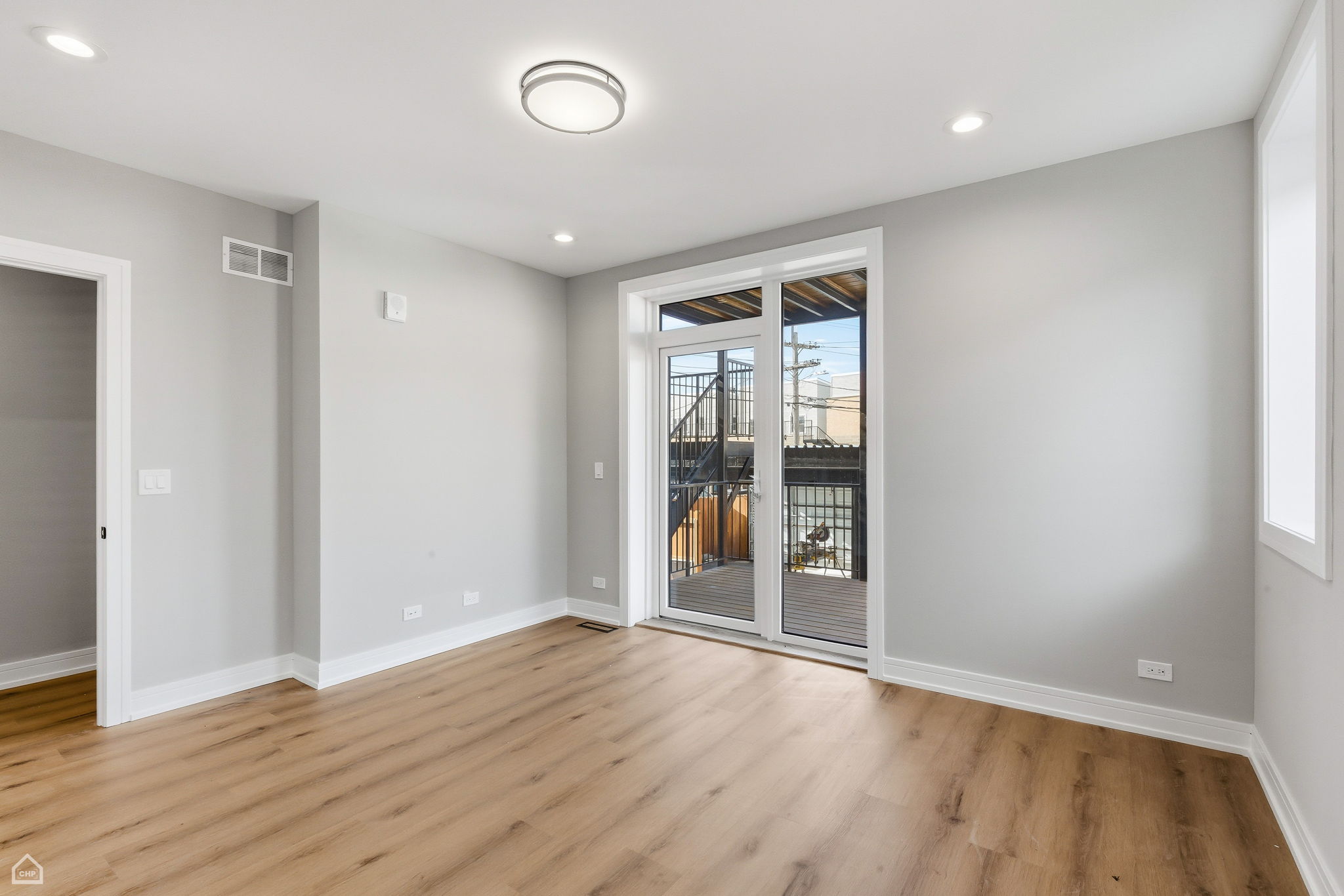 2718 Budd St 2 - Karen Biazar_CHP2025_014