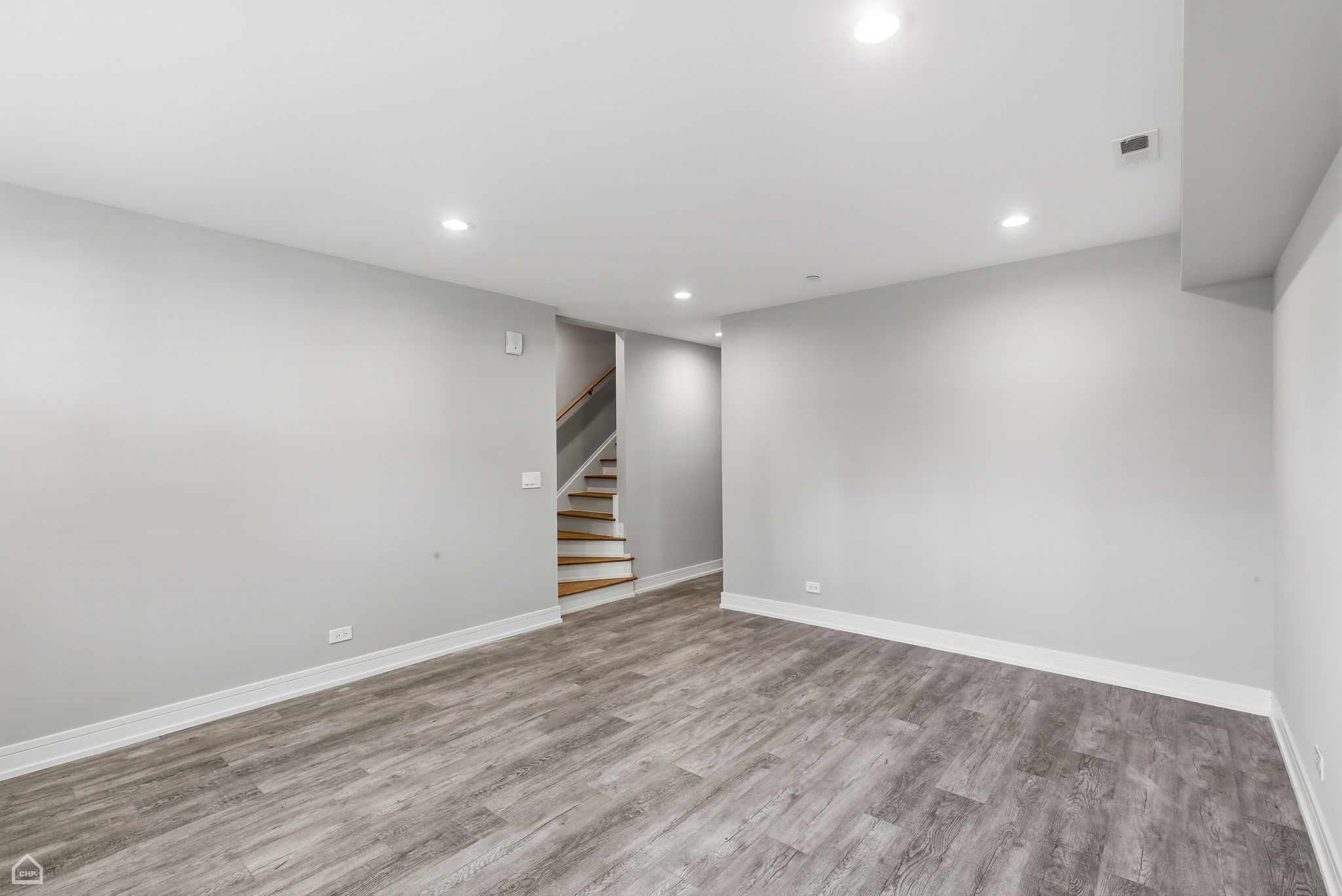 2718 Budd St 2 - Karen Biazar_CHP2025_018