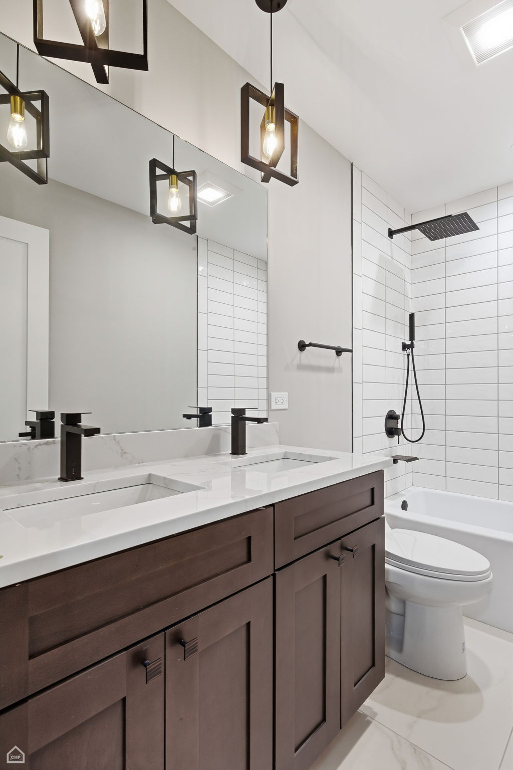 2718 Budd St 2 - Karen Biazar_CHP2025_023