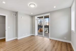 2718 Budd St 2 - Karen Biazar_CHP2025_014