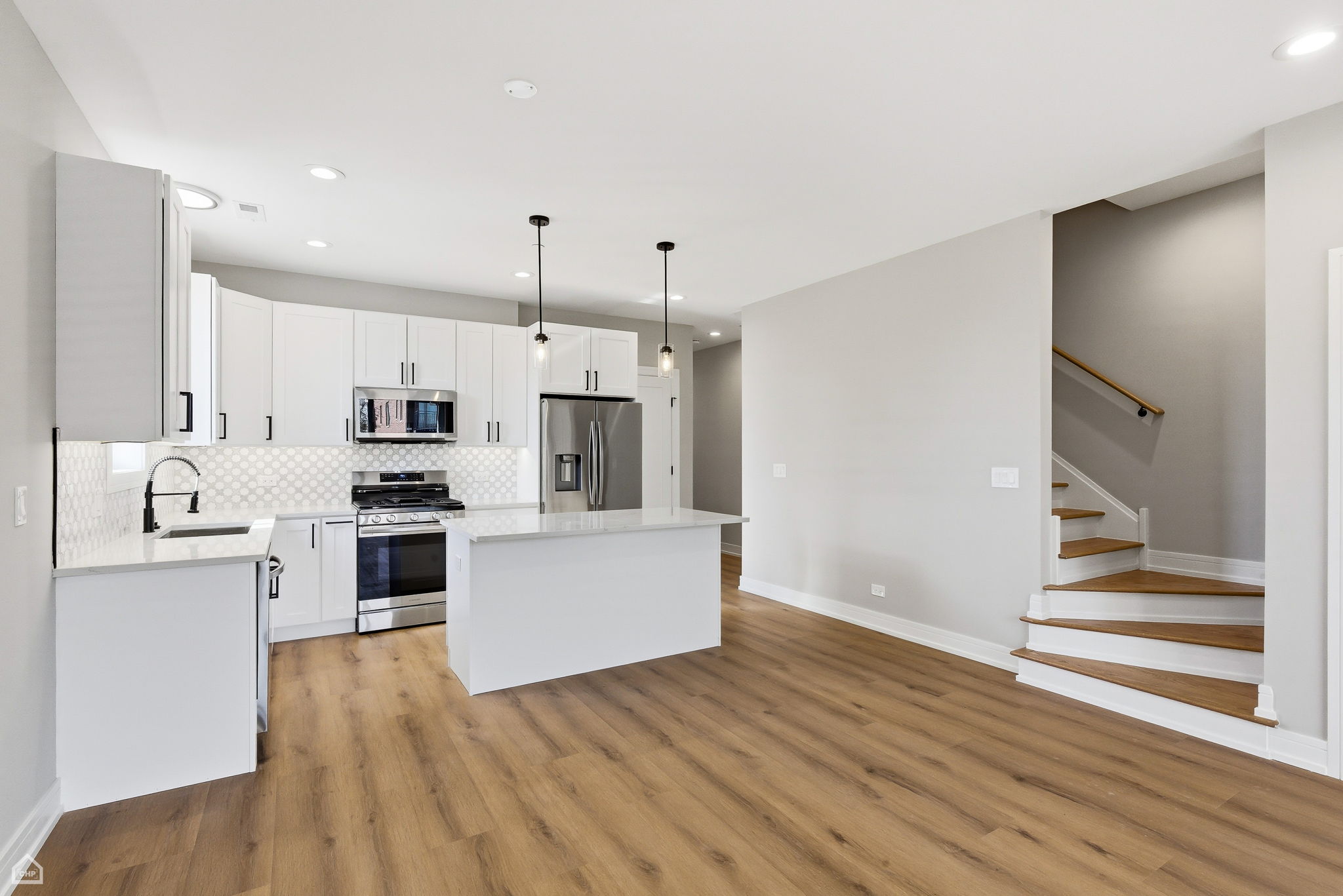 2718 Budd St 3 - Karen Biazar_CHP2025_004