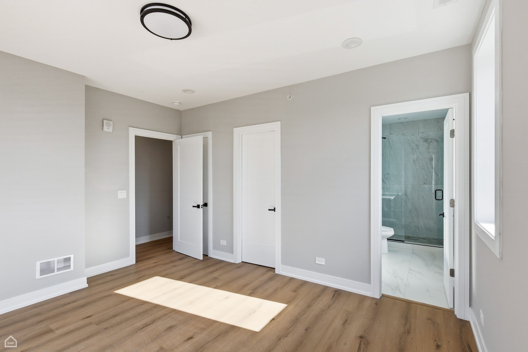 2718 Budd St 3 - Karen Biazar_CHP2025_009