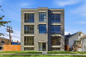 2718 Budd St 1 - Karen Biazar_CHP2025_001