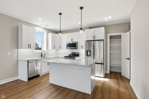 2718 Budd St 3 - Karen Biazar_CHP2025_006