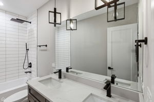 2718 Budd St 3 - Karen Biazar_CHP2025_022