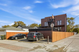 2718 Budd St 4 - Karen Biazar_CHP2025_011