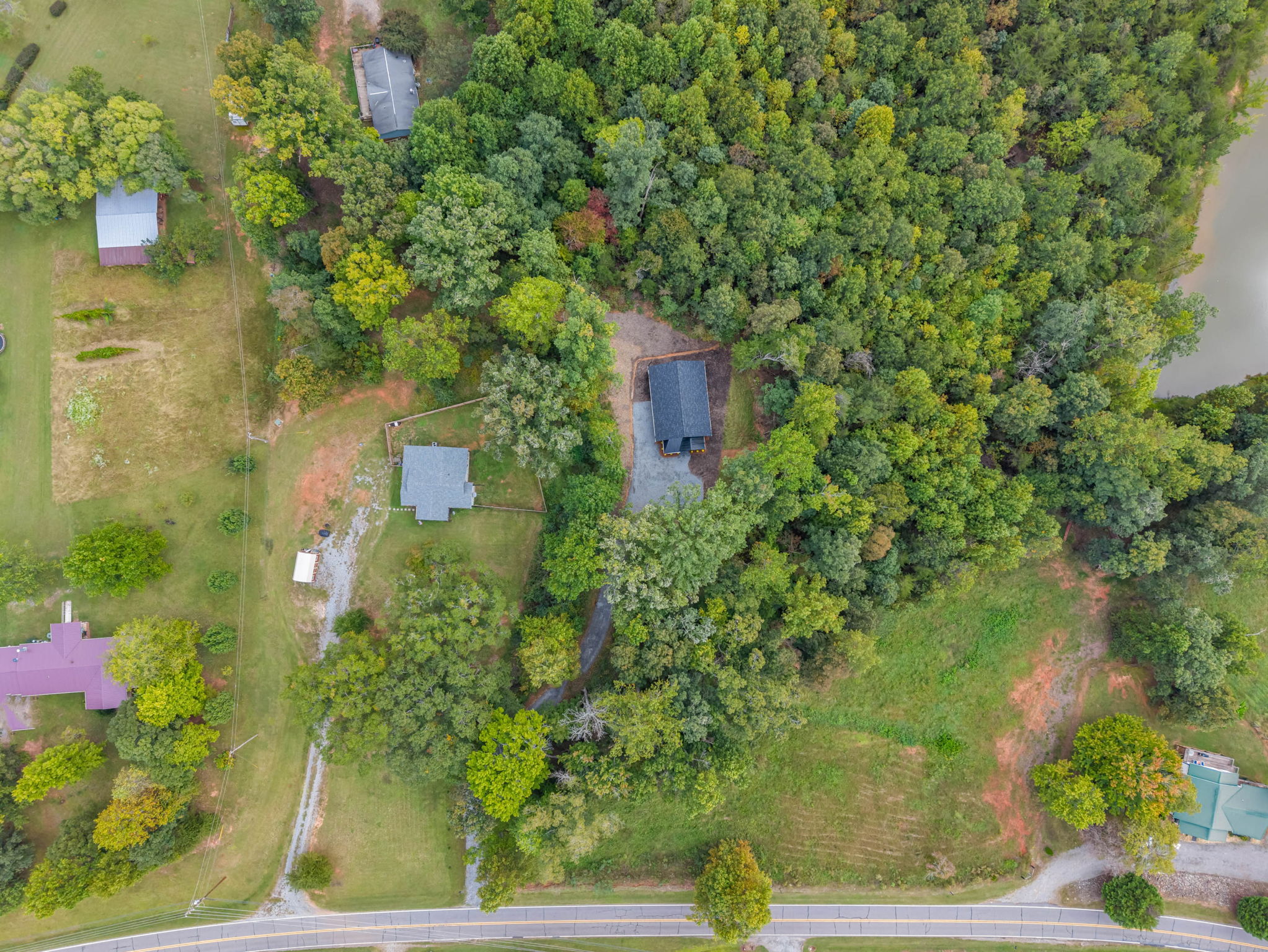 2718-Cove-Rd-Rutherforton-NC-41