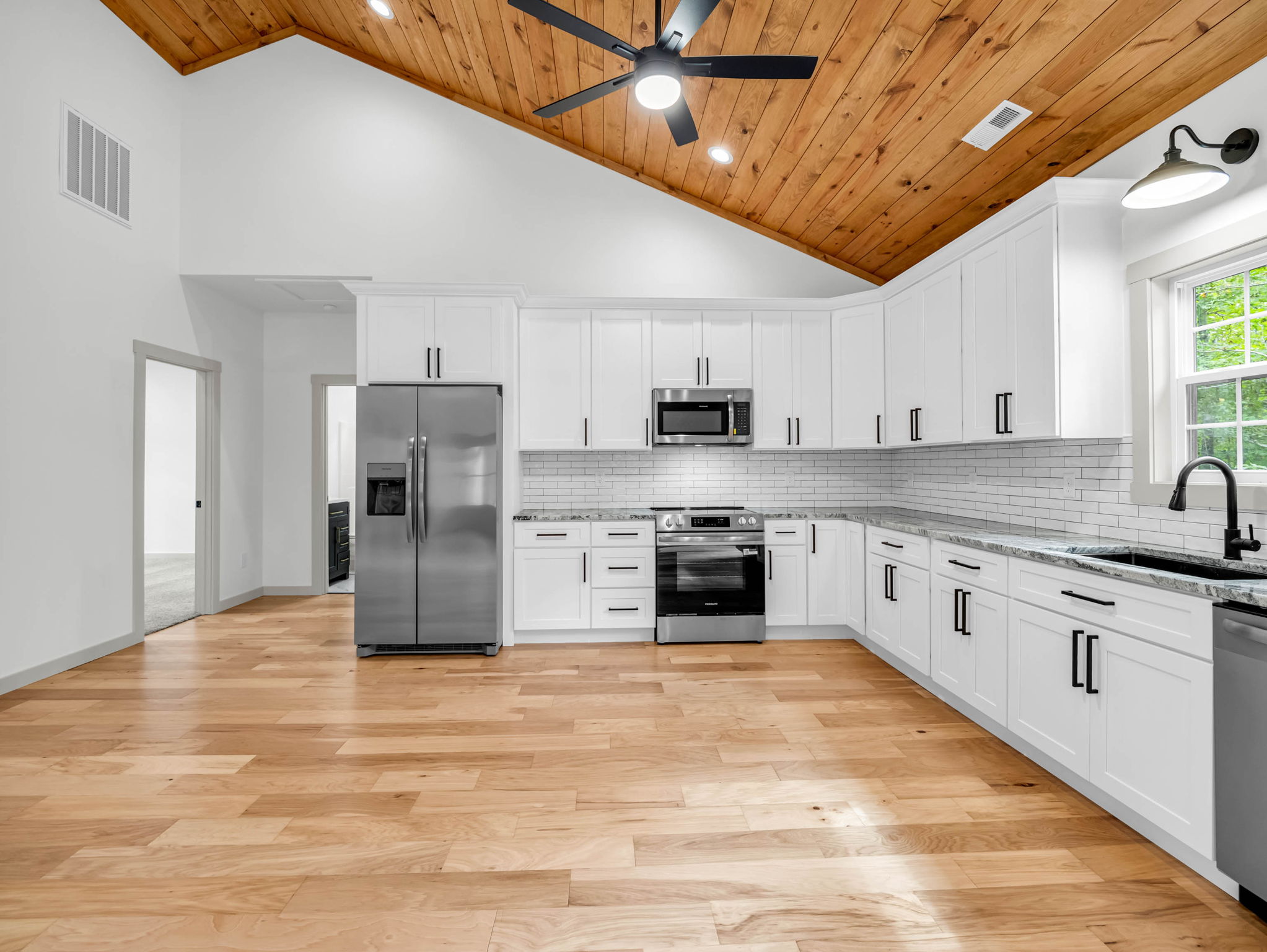 2718-Cove-Rd-Rutherforton-NC-21