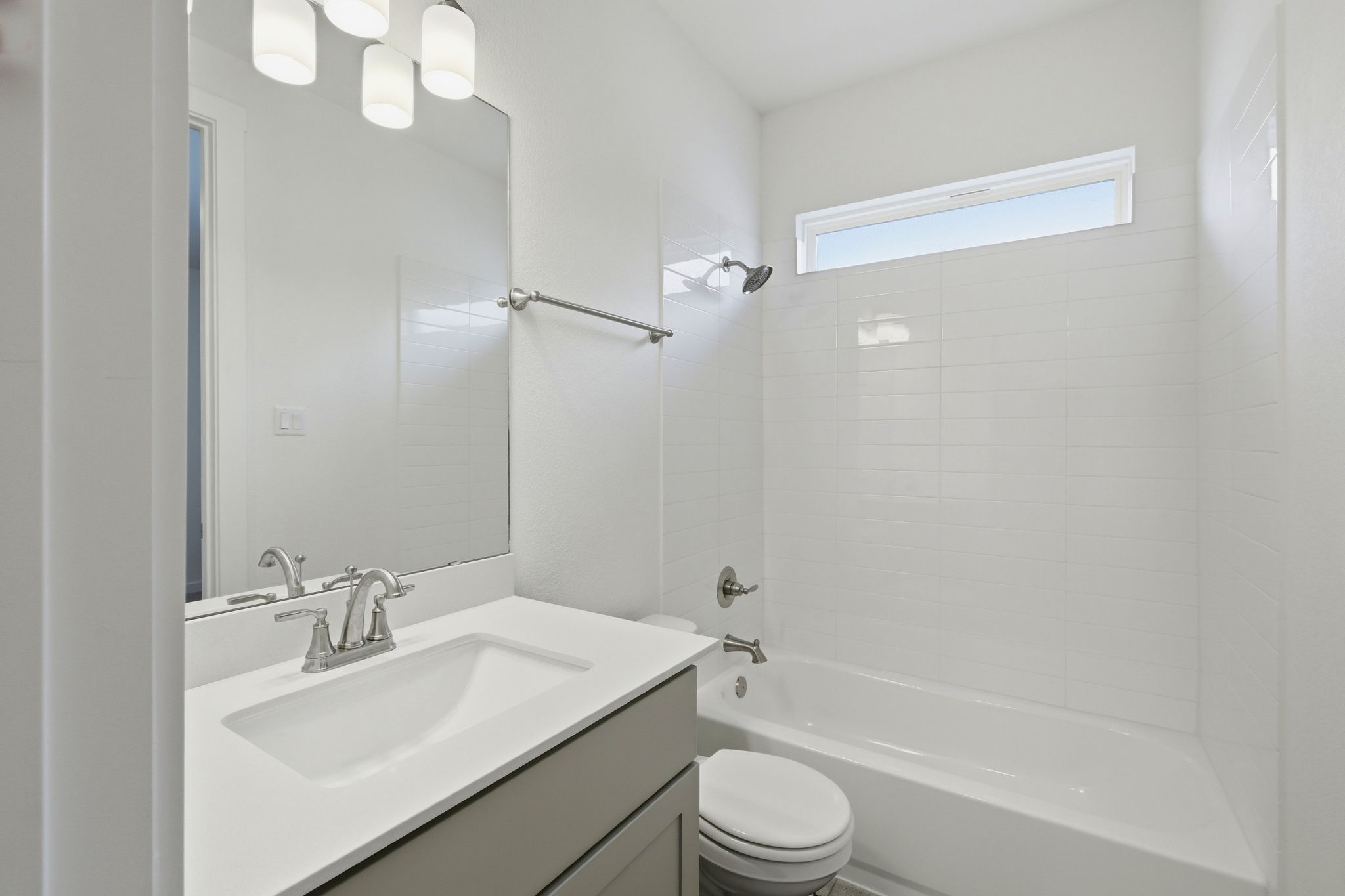 Private Bathroom for Bedroom 4