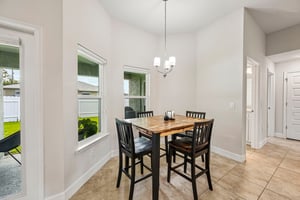 N Chamberlain Blvd-S1009-016.jpg