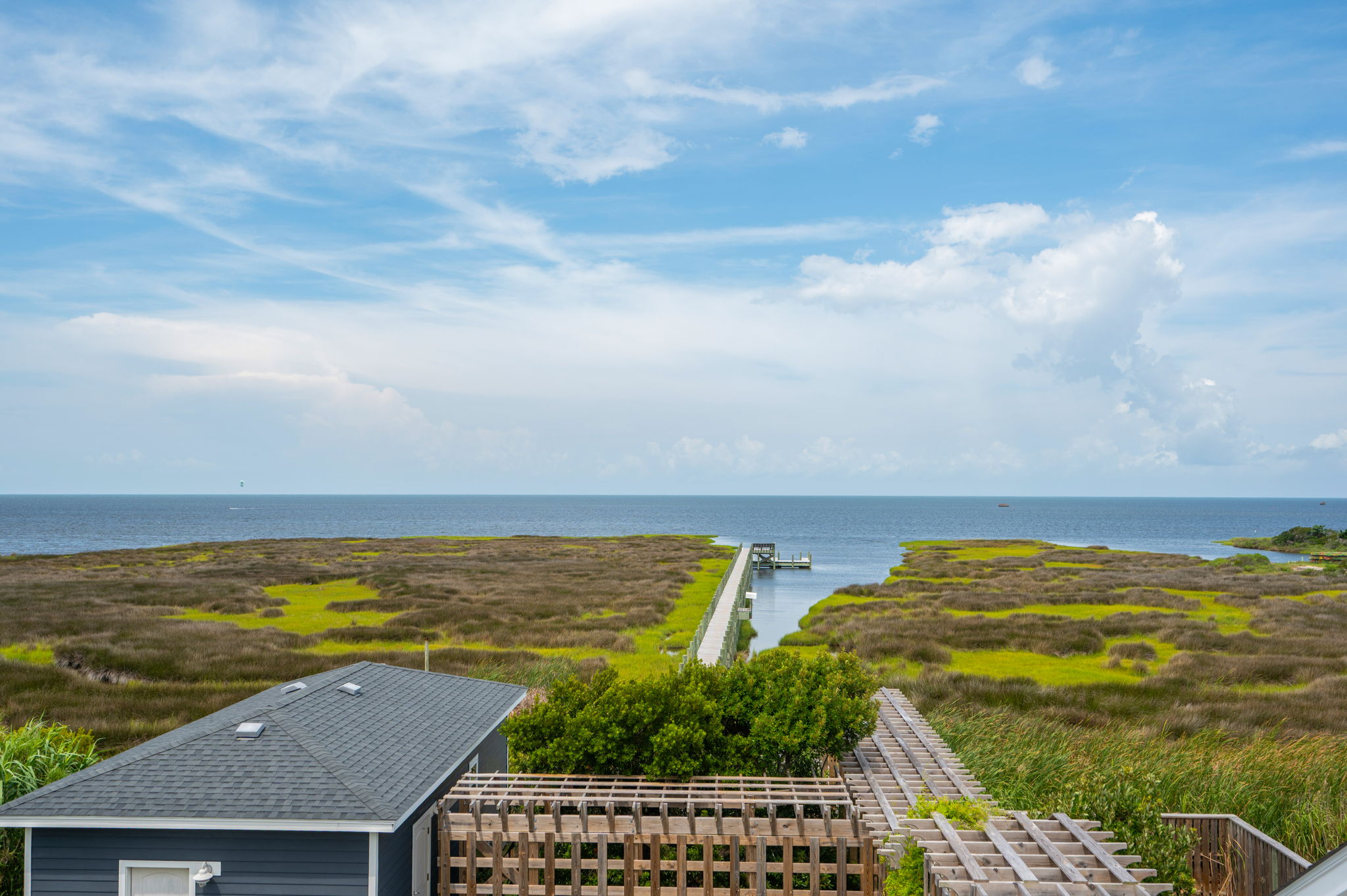 27197-Jackson-Rd-TL-Deck-Hot-Tub-View