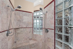 27197-Jackson-Rd-TL-BR6-Private-Bath-V4