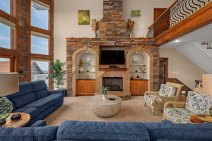 27197-Jackson-Rd-TL-Living-V6