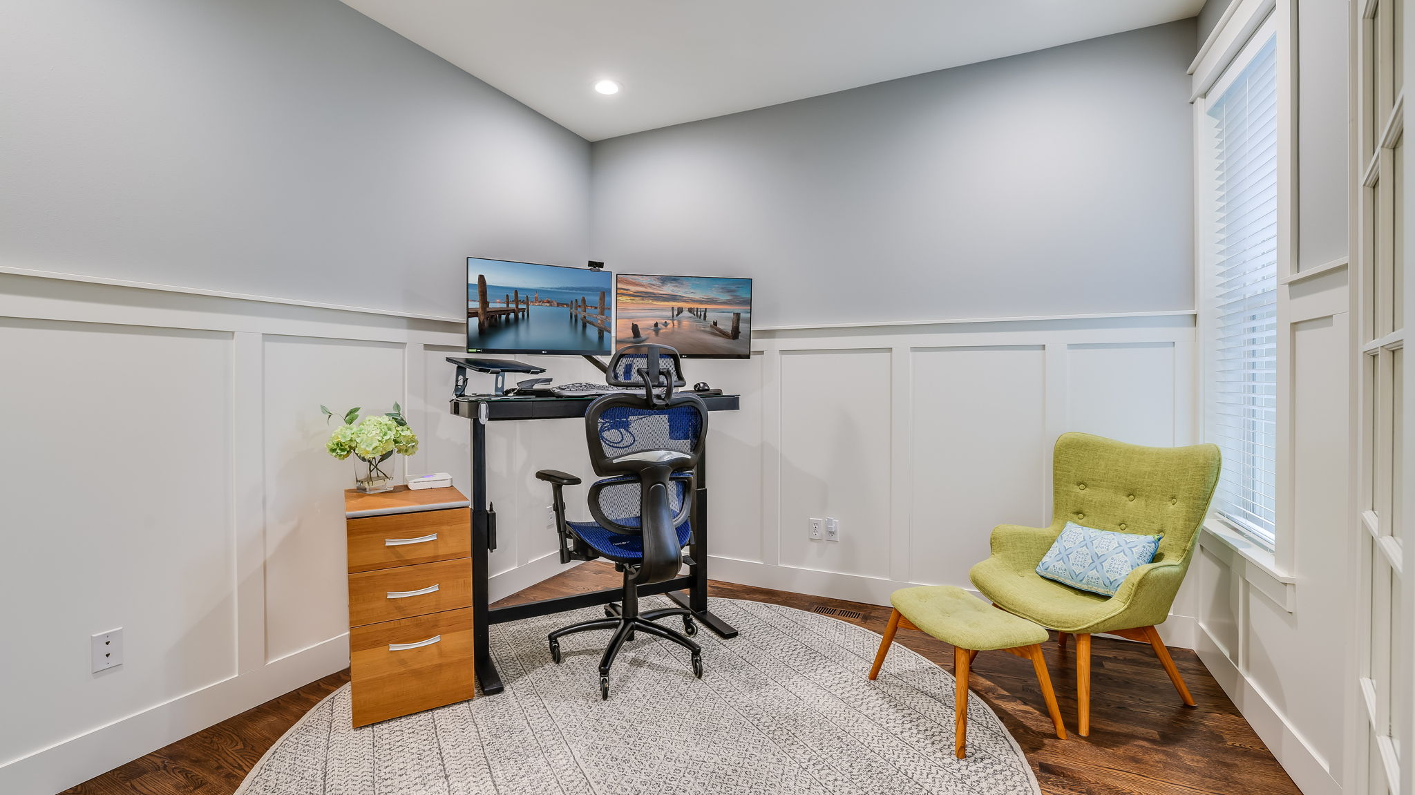 Den/Main floor bedroom