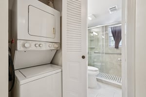 272-276 Walnut St 21G-S2607-029.jpg