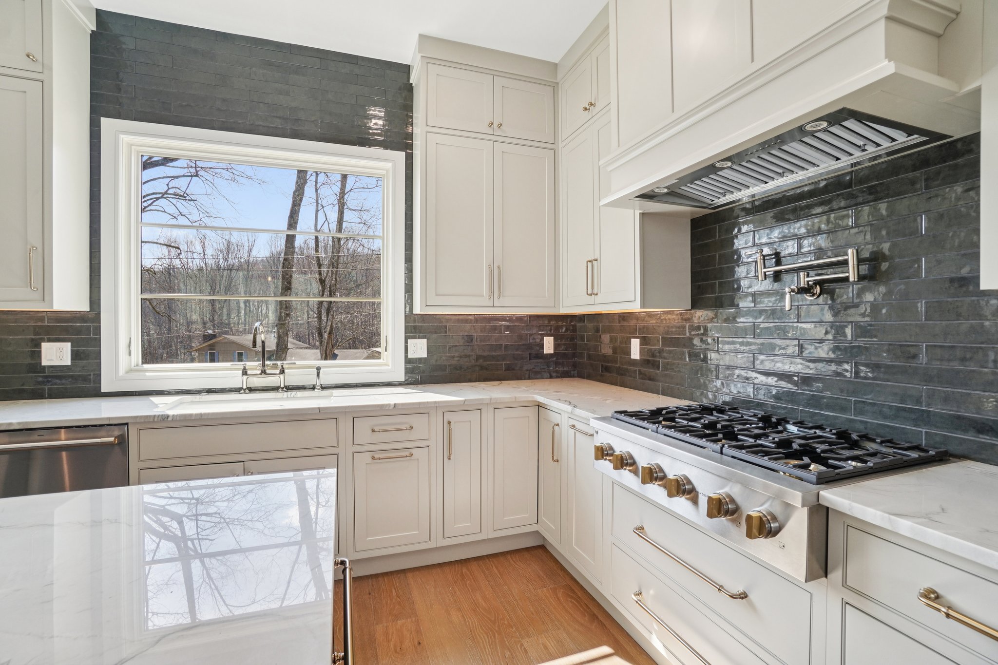 Glazener Rd-S0603-012.jpg