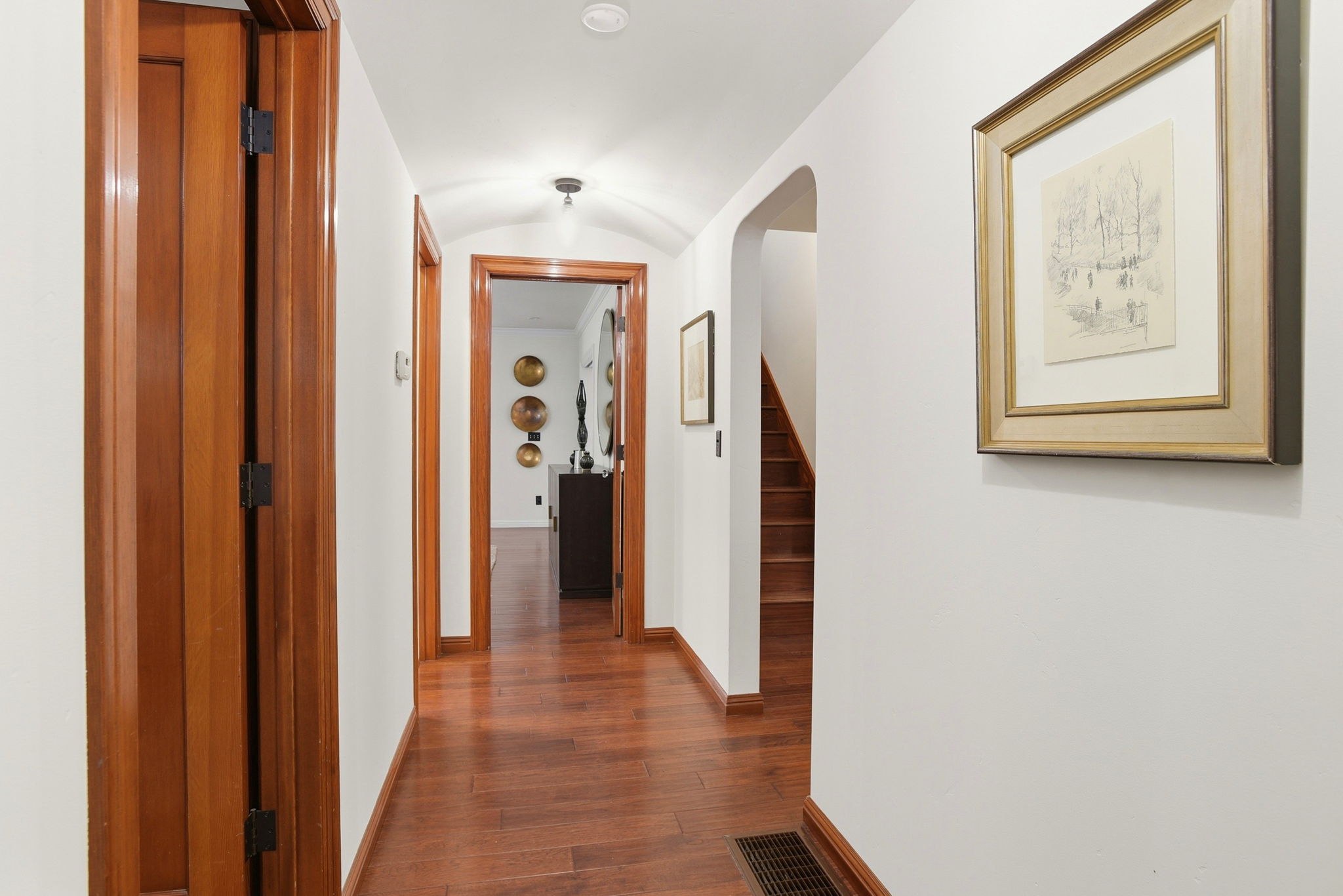 024_F8_272 Grand St