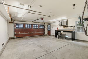 054_F8_272 Grand St
