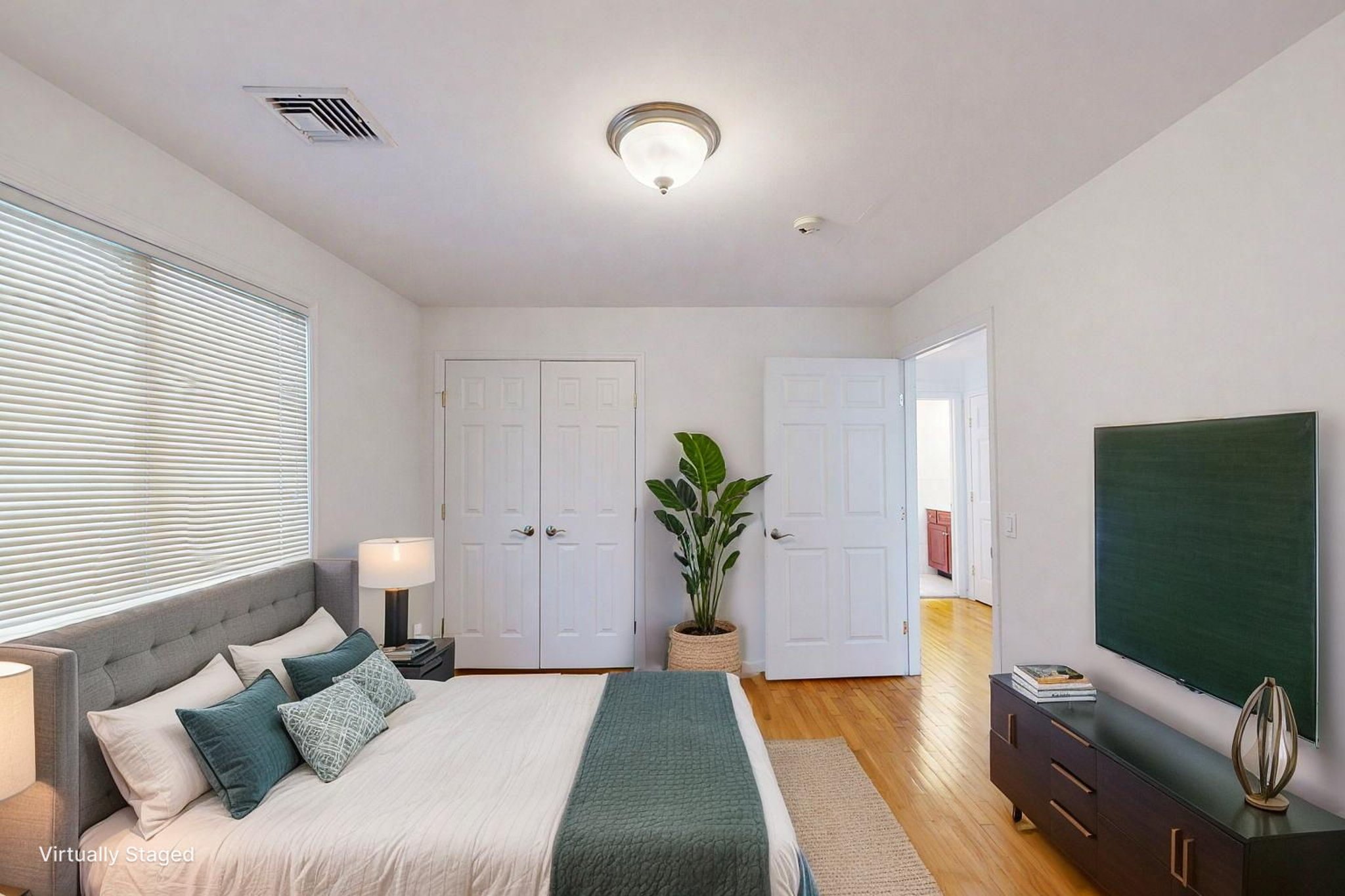 39-print-272-highland-ave virtually staged.jpeg