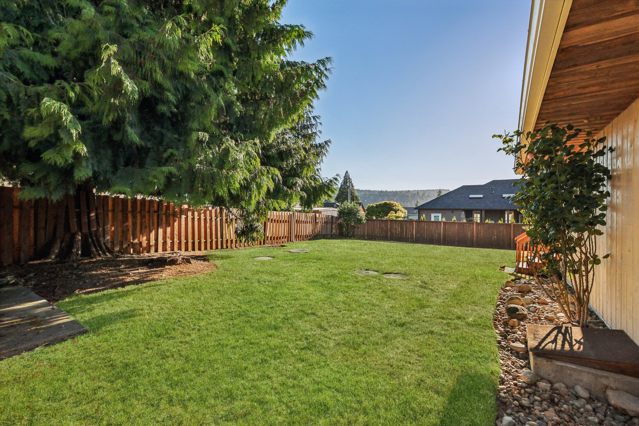 Prestwick Dr-L2006-037.jpg
