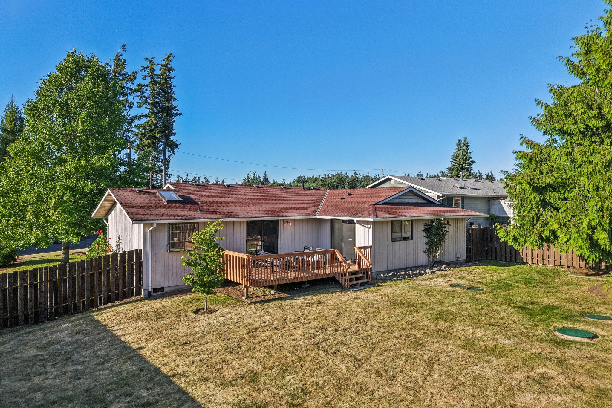 Prestwick Dr-L2006-047.jpg