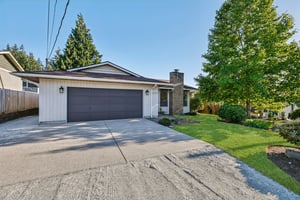 Prestwick Dr-L2006-003.jpg