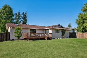 Prestwick Dr-L2006-038.jpg