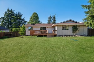 Prestwick Dr-L2006-039.jpg