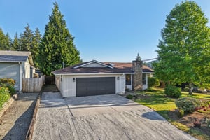 Prestwick Dr-L2006-041.jpg