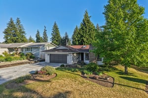 Prestwick Dr-L2006-042.jpg